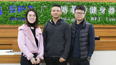 卡塔尔客户开健身房采购在线免费观看亚洲麻豆健身器械