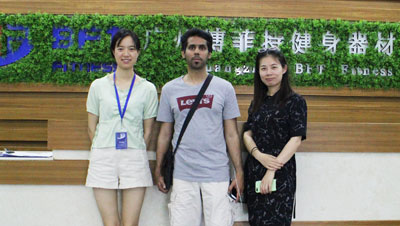 卡塔尔客户来中国采购在线免费观看亚洲麻豆健身房器材 