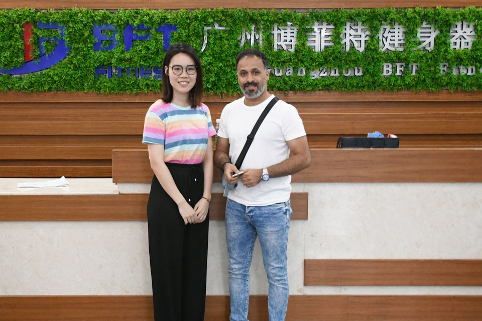 沙特采购在线免费观看亚洲麻豆品牌商用健身器材