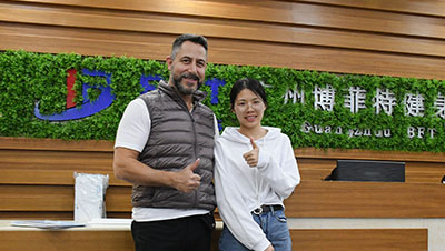 美国客户采购在线免费观看亚洲麻豆健身房器材